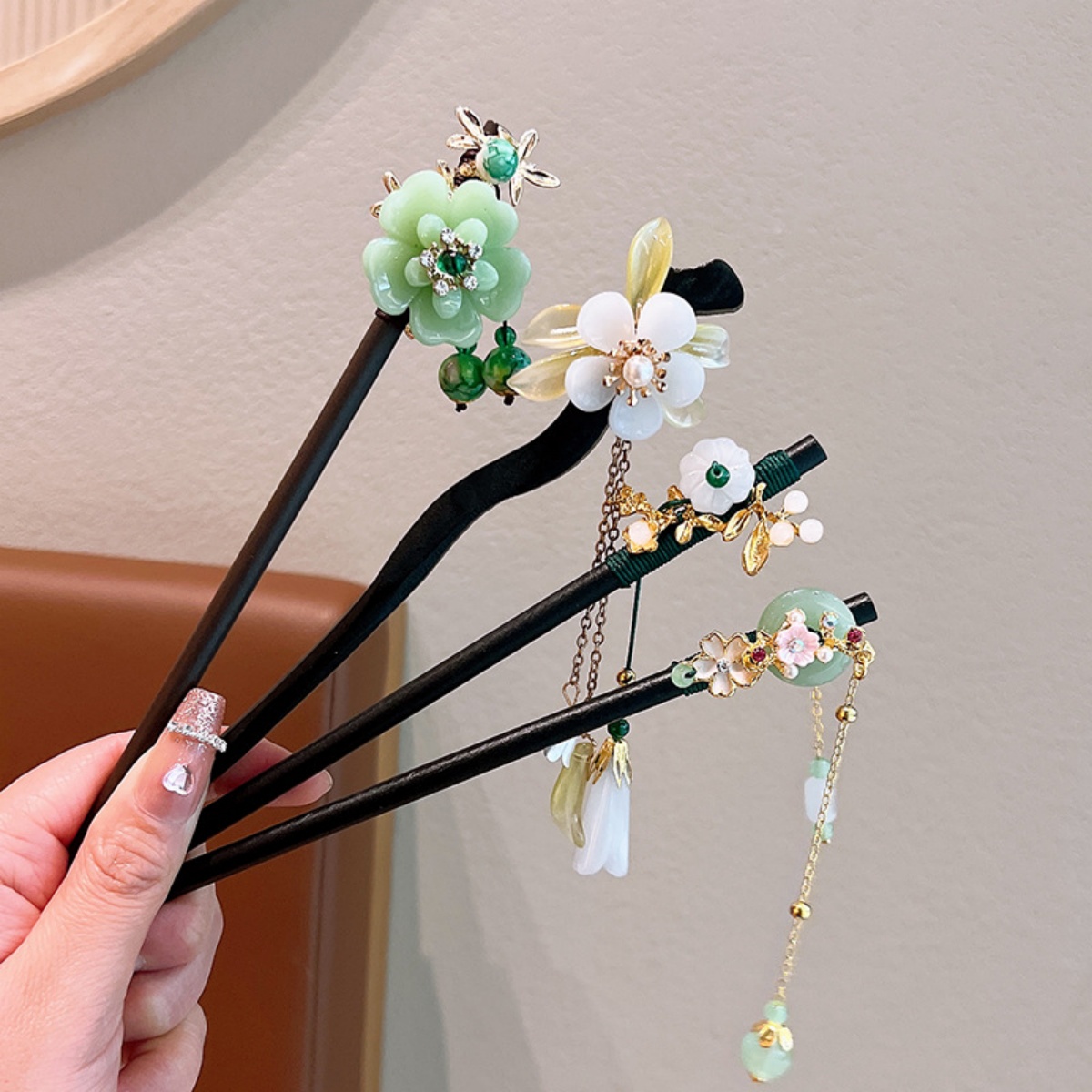 Exquisite Flower Tassel Wooden - đánh giá và giá Women Fashion Hub